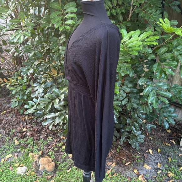 Free People Beach ‘Stasia’ coverup, size medium - Picture 5 of 8